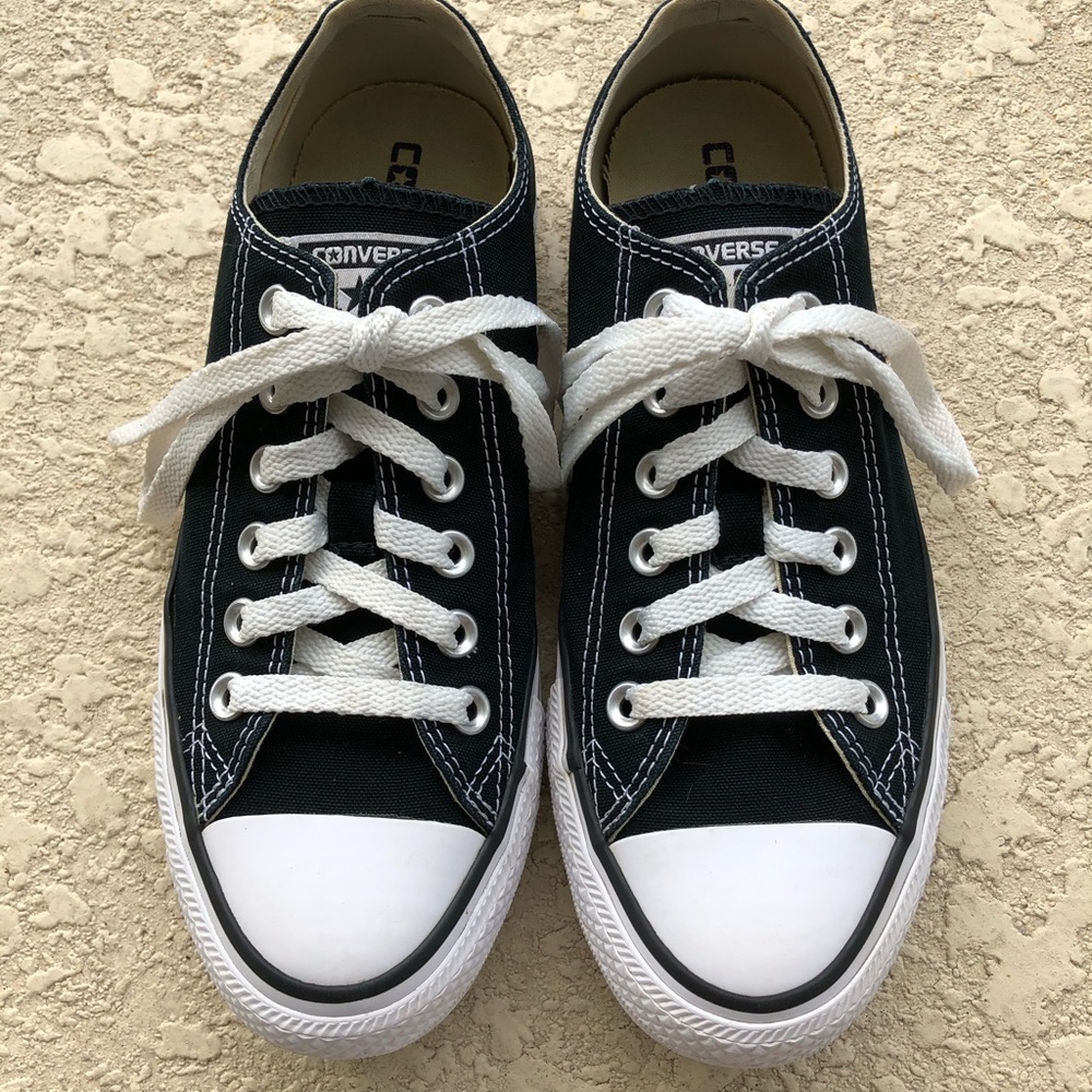 Black converse